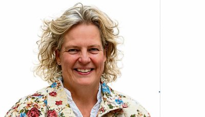 Dr-Marie-Hainsworth